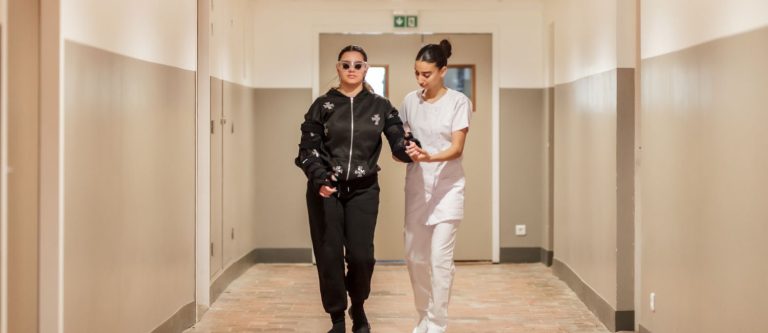Elève lycée Célony Aix en Provence Soins et Services à la Personne